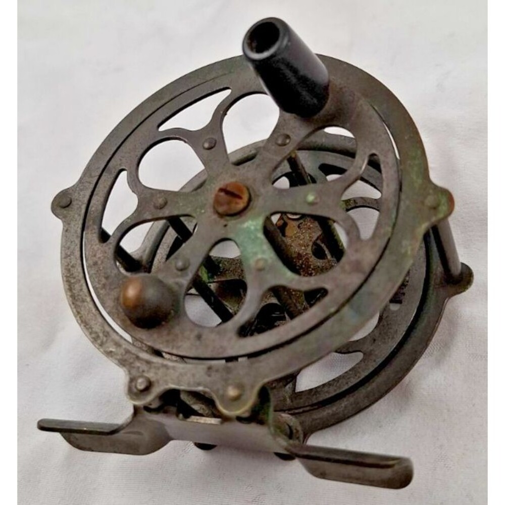 Vintage Early Shakespeare Kazoo Fly Reel Made in USA-NICE!